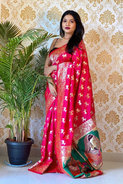 Women Banarasi Woven Saree Paithani