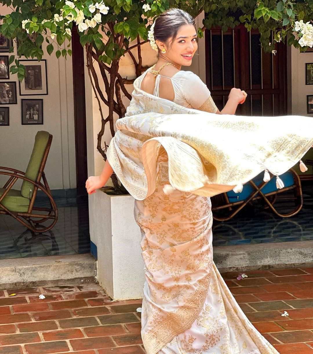 White with Golden work Kanjivaram Silk Saree