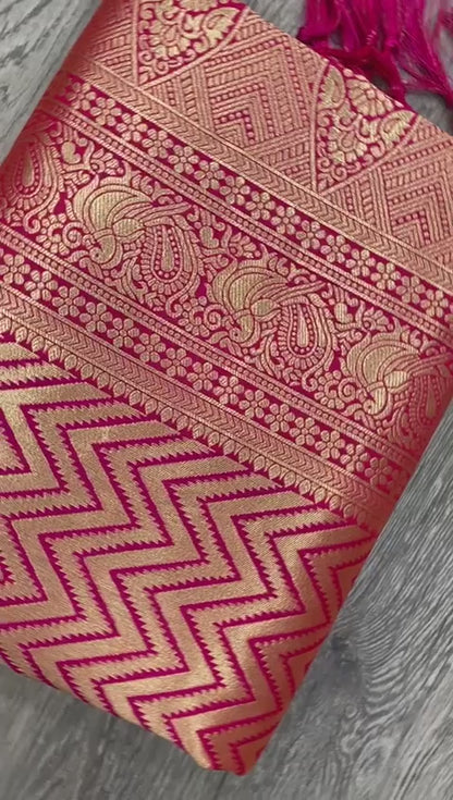 Banarasi Woven Saree Paithani